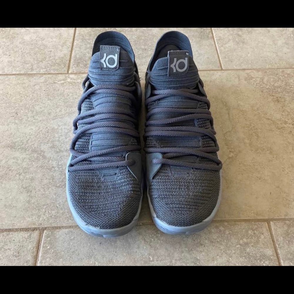 KD 10 ‘Dark grey’